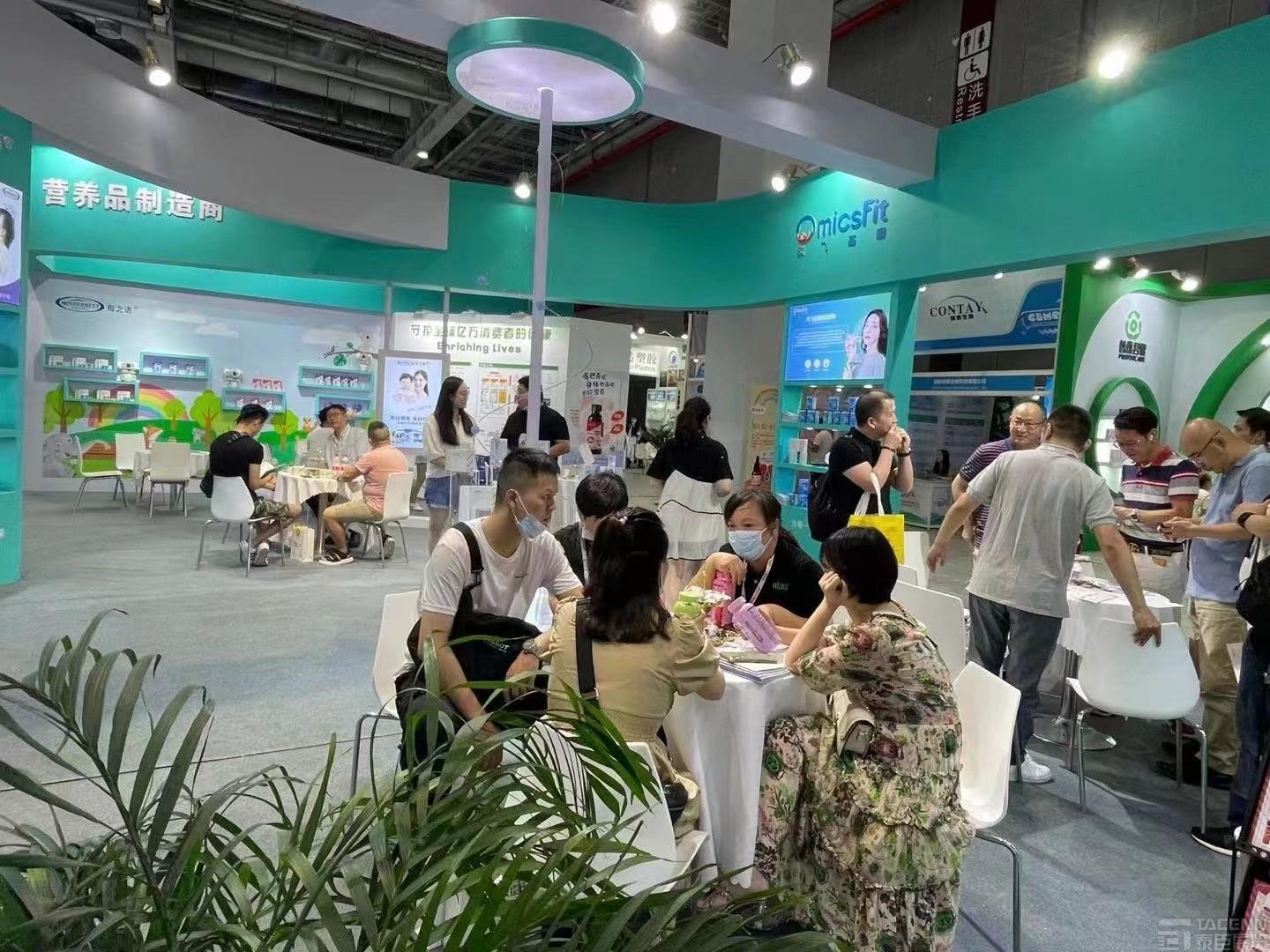 嬰童展展臺(tái)搭建